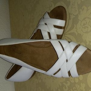 A2 Aerosols brand  Women's slip on flats.  Size 9.5 US.  White color.